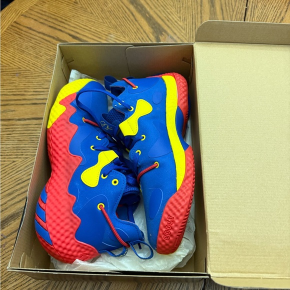 New with Tags KU Team Issued Adidas James Harden’s